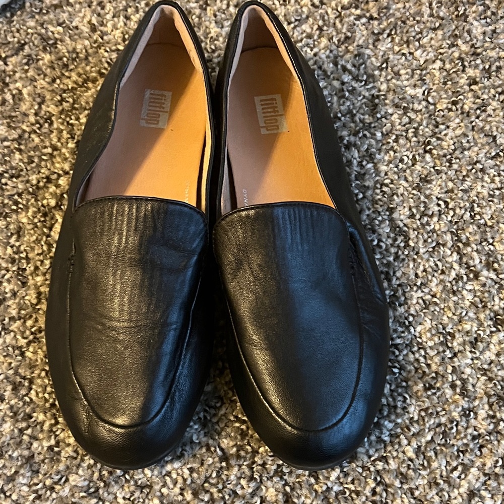 FitFlop Women's Black Leather Slip-On Loafers